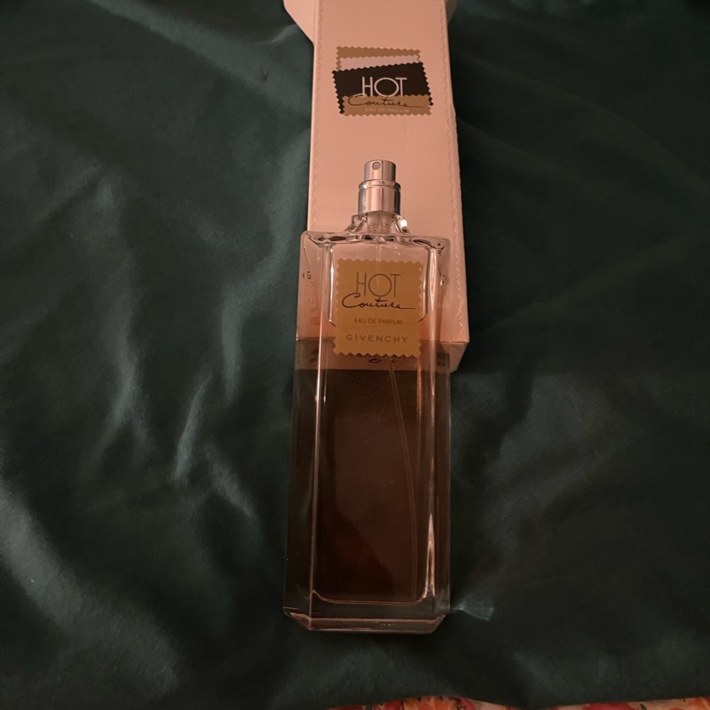 Givenchy Hot Coture
